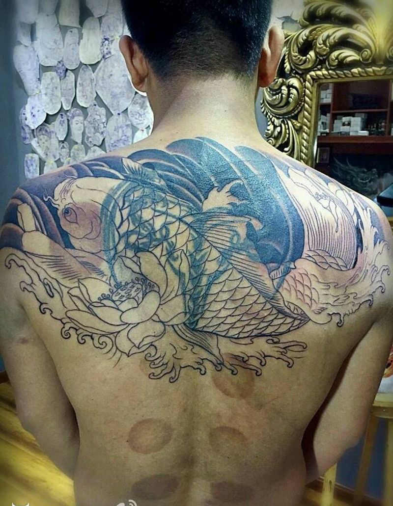 鲤鱼遮盖纹身纹身图片