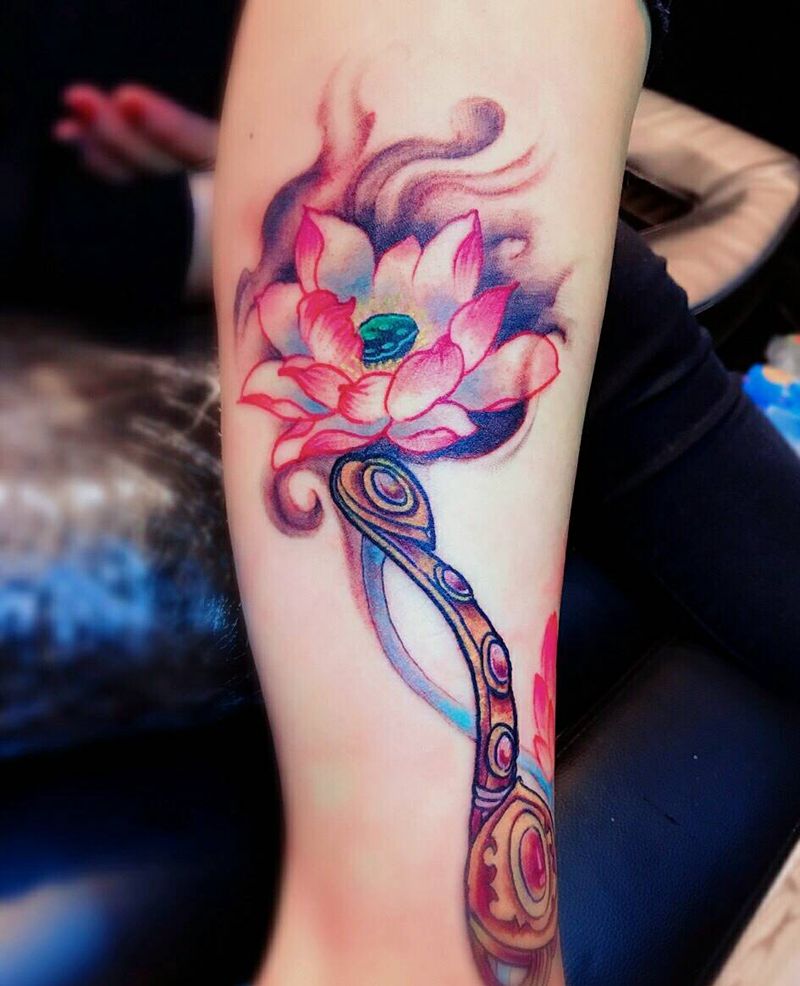 莲花如意纹身图片