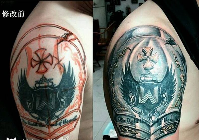 大臂遮盖纹身图片