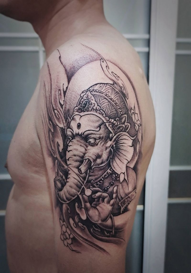 象神纹身图片_手臂新传统纹身图案