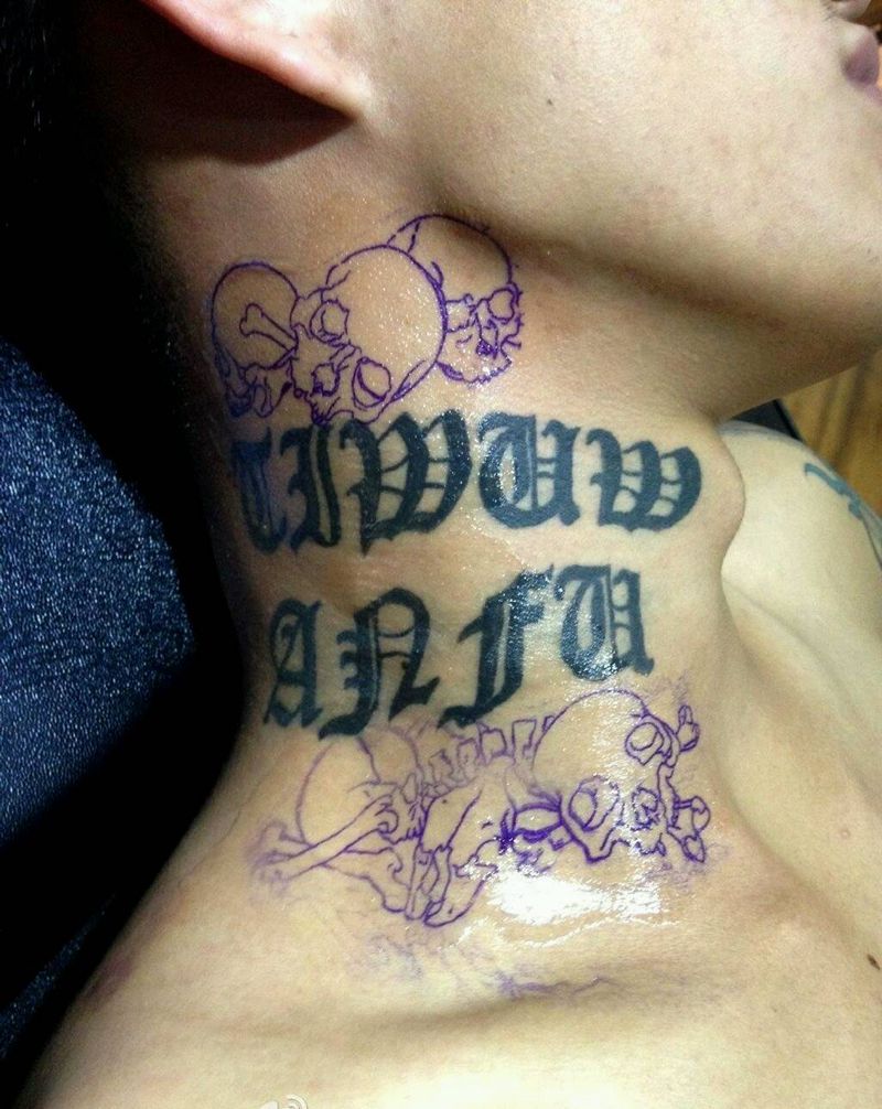 脖子纹身 school纹身图片