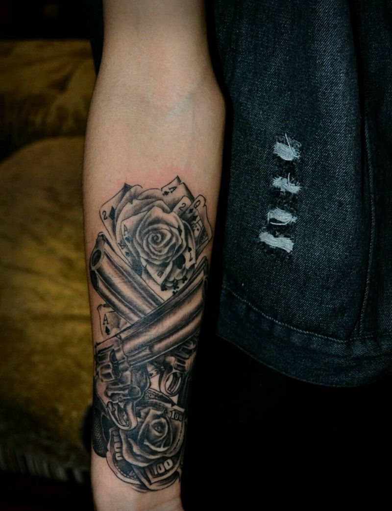 枪花纹身纹身图片