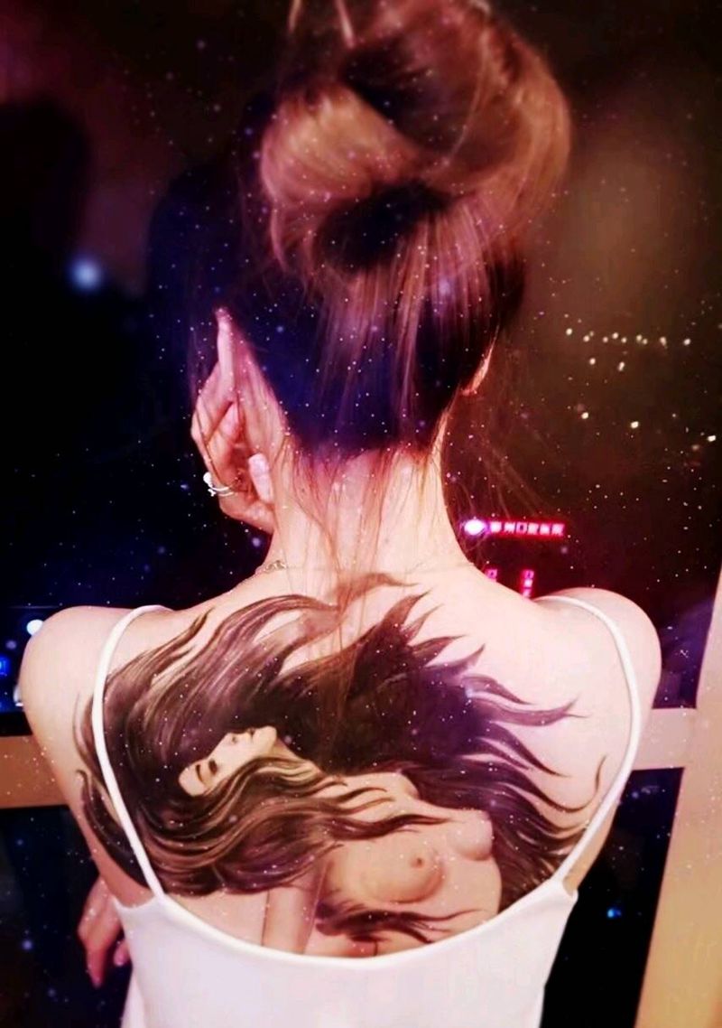 买家秀纹身图片_背部老传统纹身图案