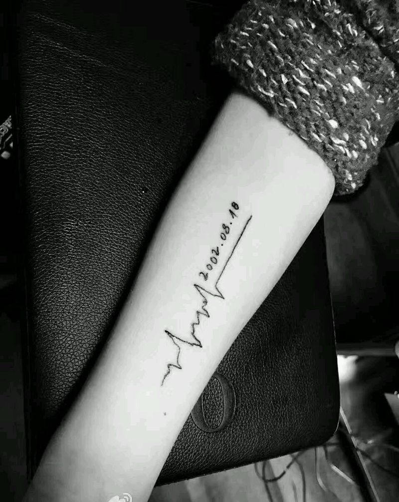 心电图纹身图片