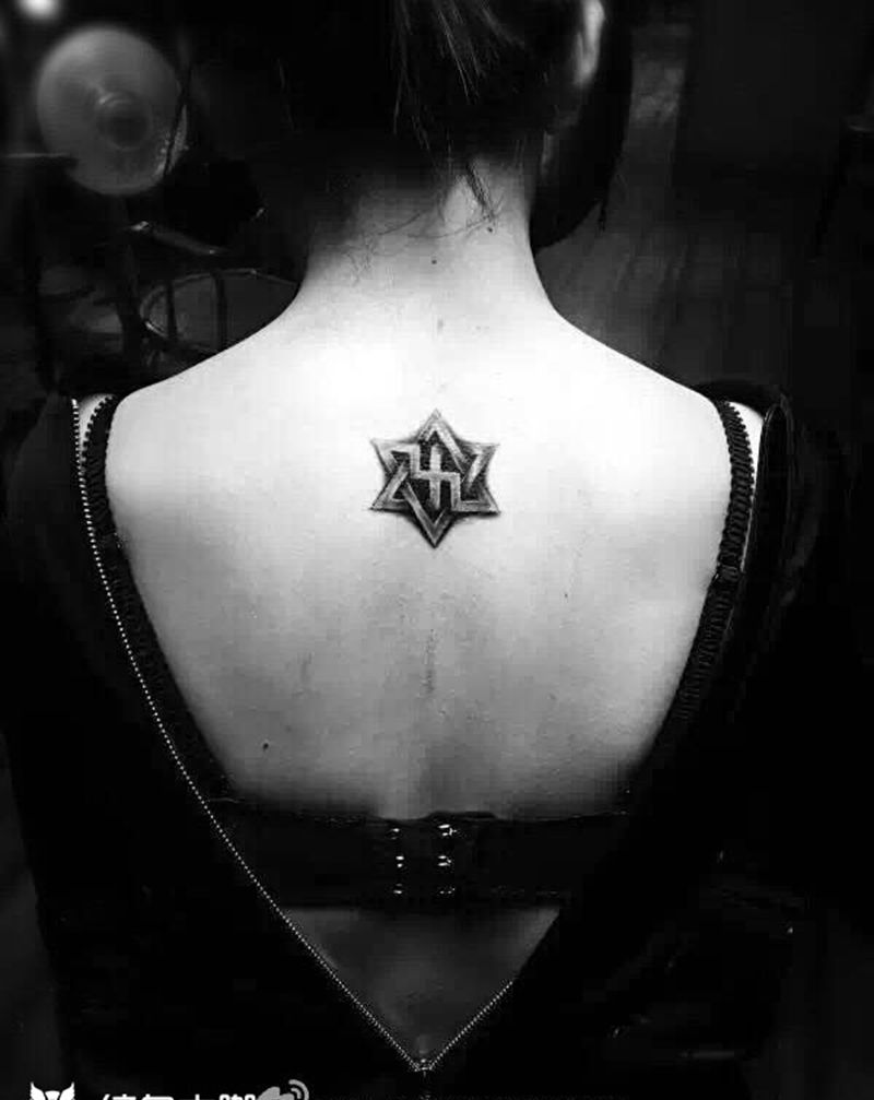 六芒星纹身图片