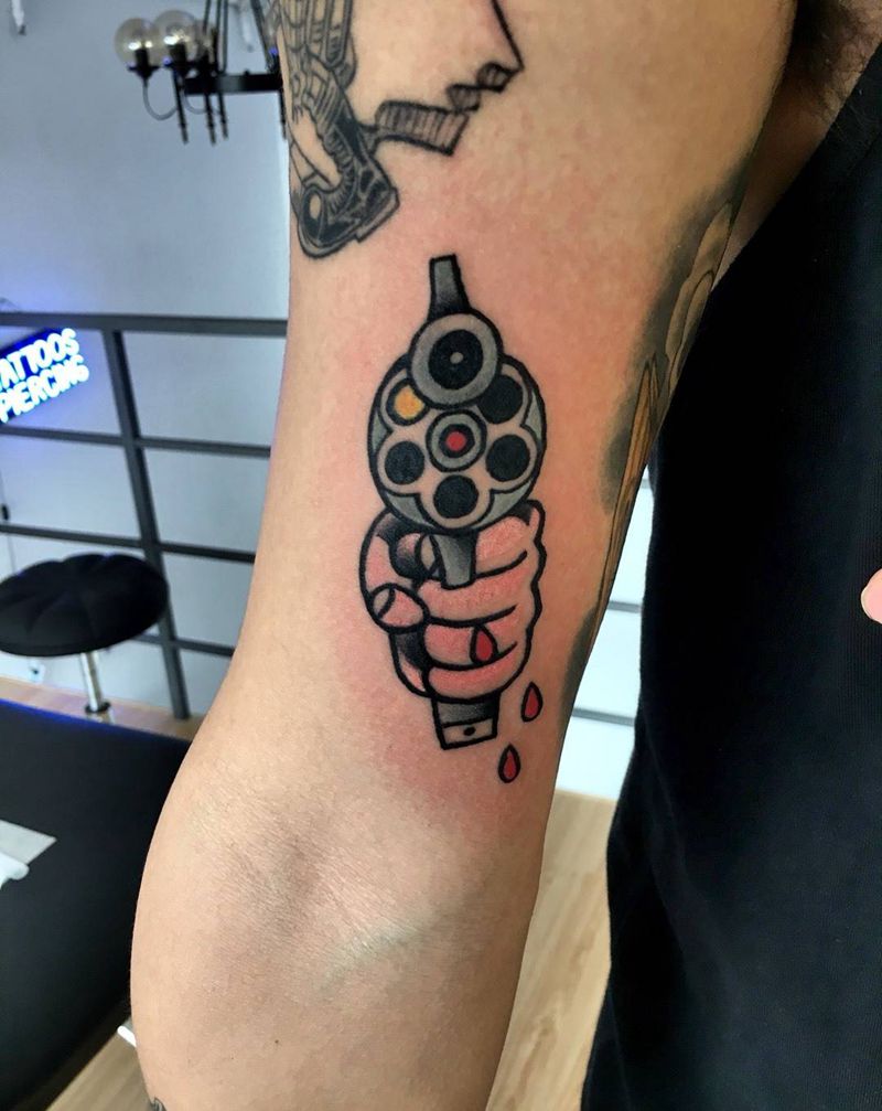 手枪纹身图片_成品手臂欧美静物school纹身图案