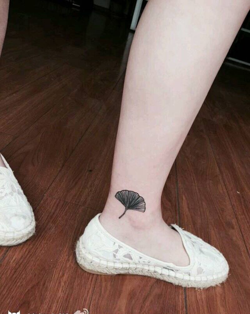 脚踝纹身图片