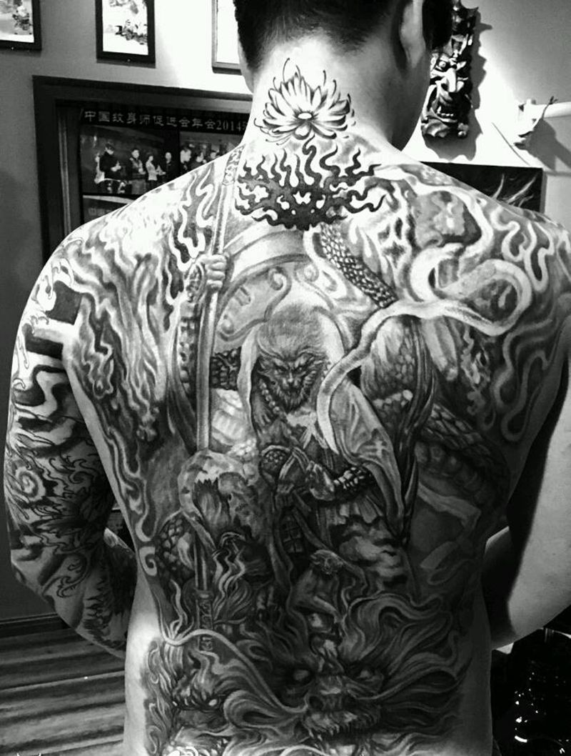 满背纹身纹身图片