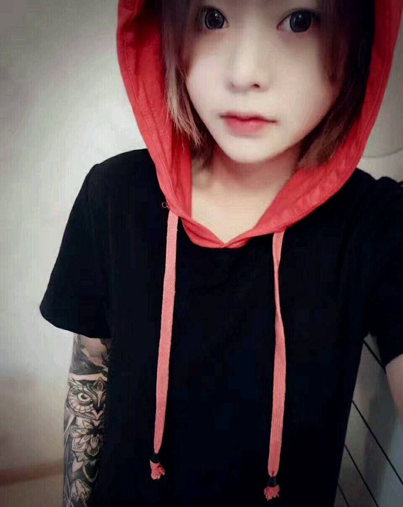 美女买家秀纹身图片