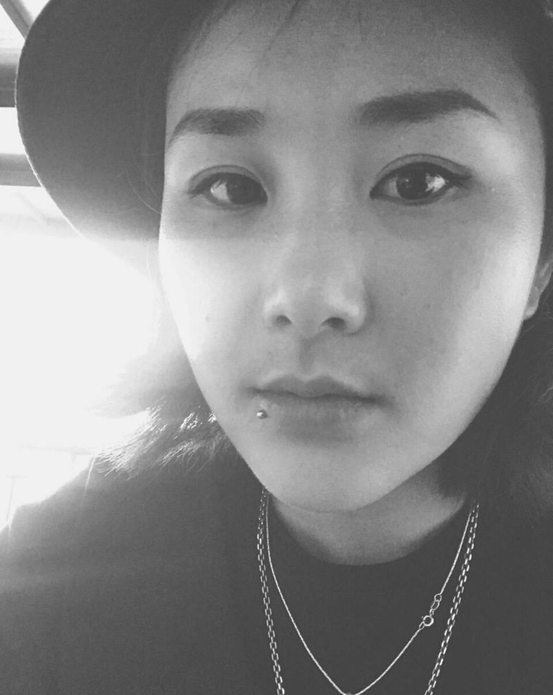 唇钉穿孔纹身图片_穿孔成品纹身图案