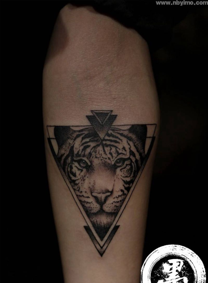 老虎纹身图片