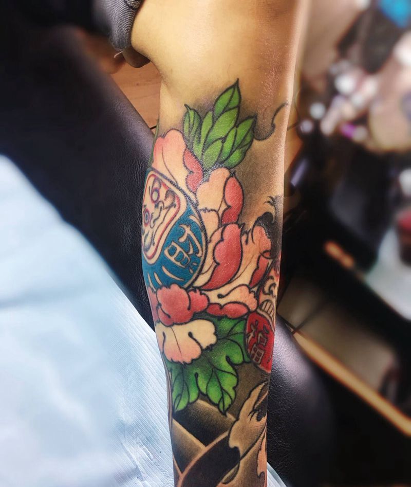 达摩蛋包小腿纹身图片_腿部新传统纹身图案