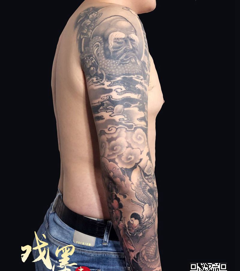 菩提达摩龙女花臂纹身图片_手臂新传统纹身图案