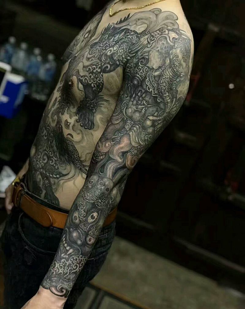 花臂纹身图片_手臂暗黑原创花臂纹身图案