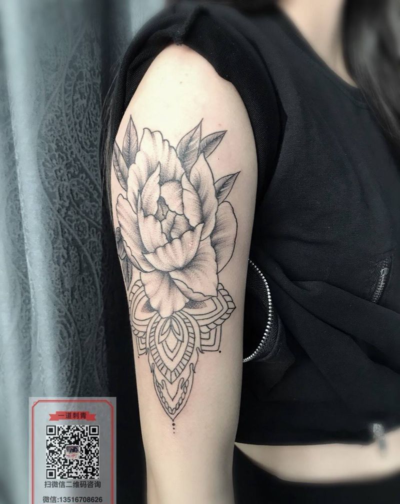 花纹身图片_几何植物清新手臂纹身图案