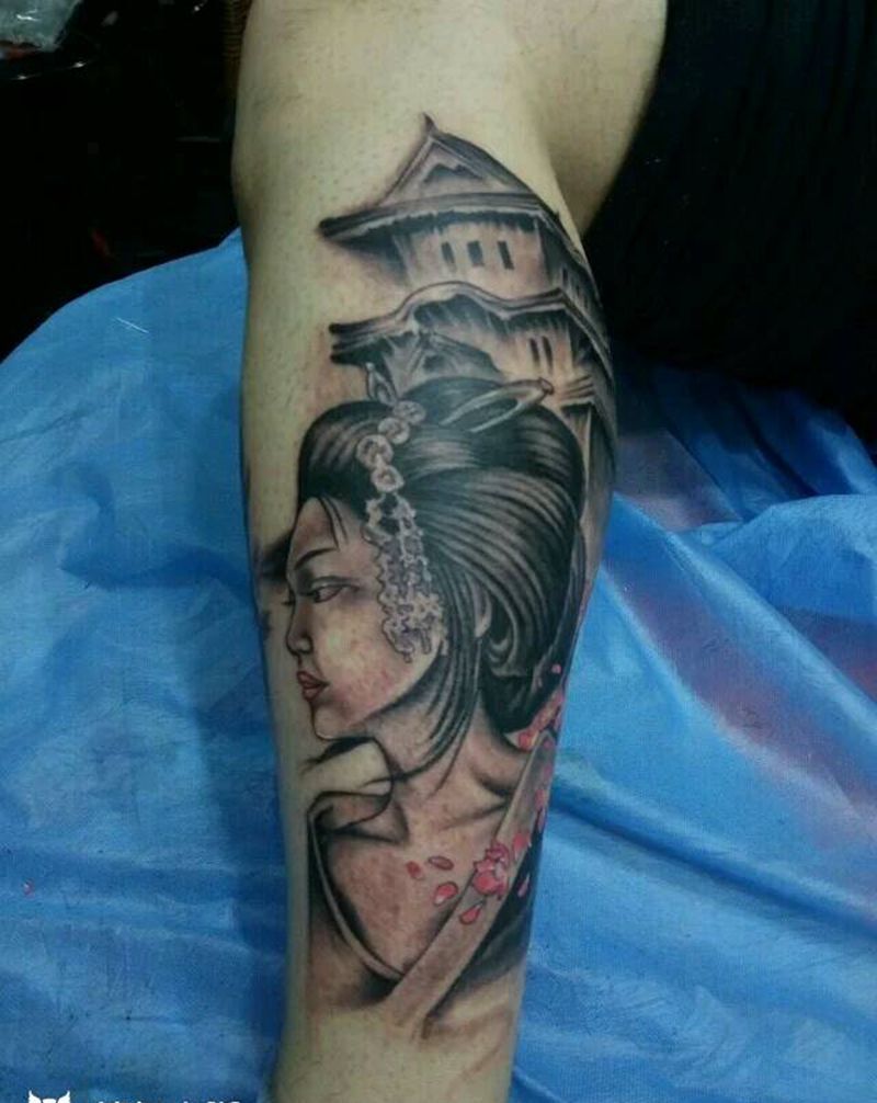 艺妓纹身图片_腿部传统肖像字符人物植物成品纹身图案