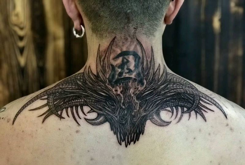 因·果纹身图片