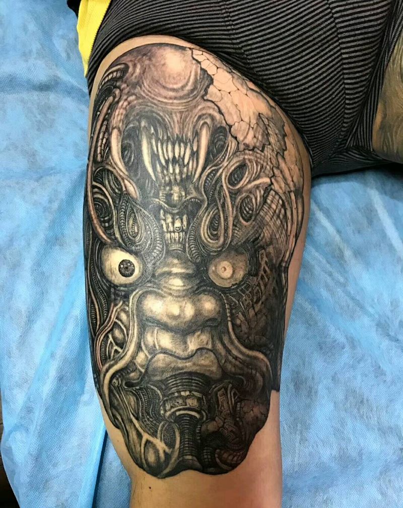 我是谁纹身图片_腿部纹身图案