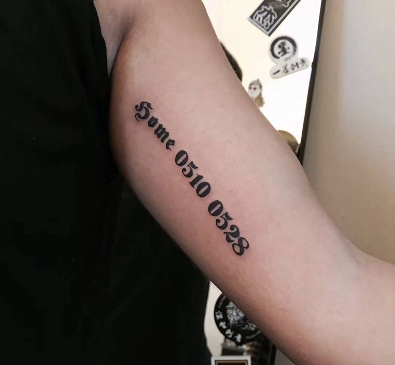 字母纹身图片