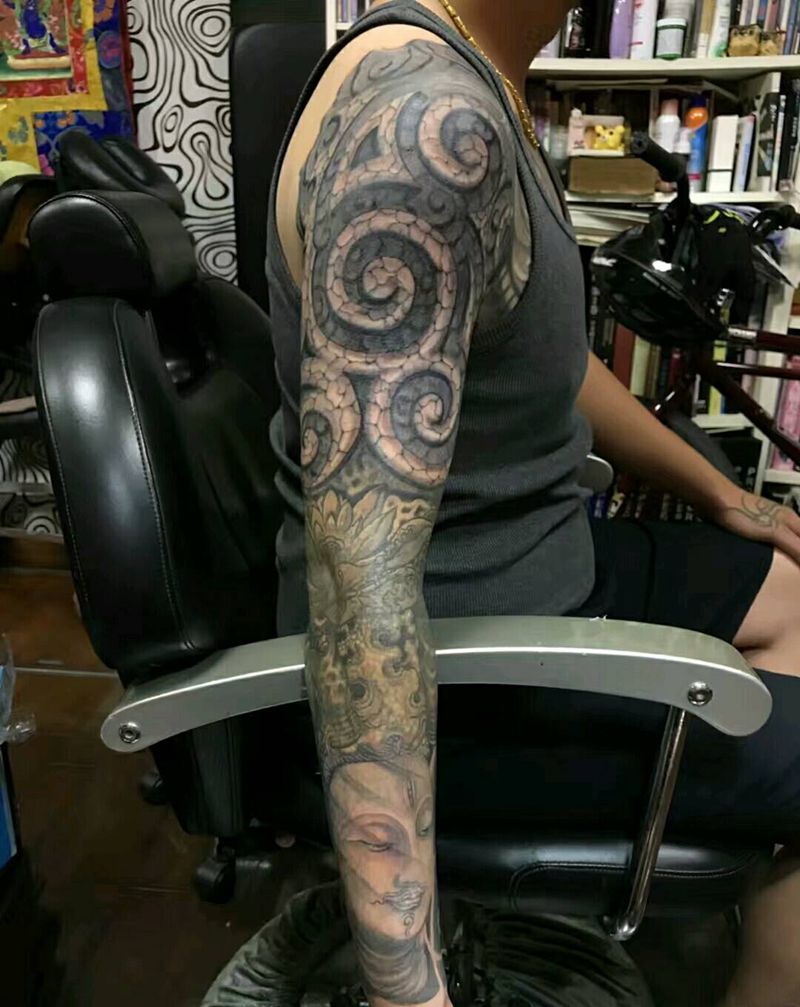 惊骇风纹身图片_手臂原创惊骇纹身图案