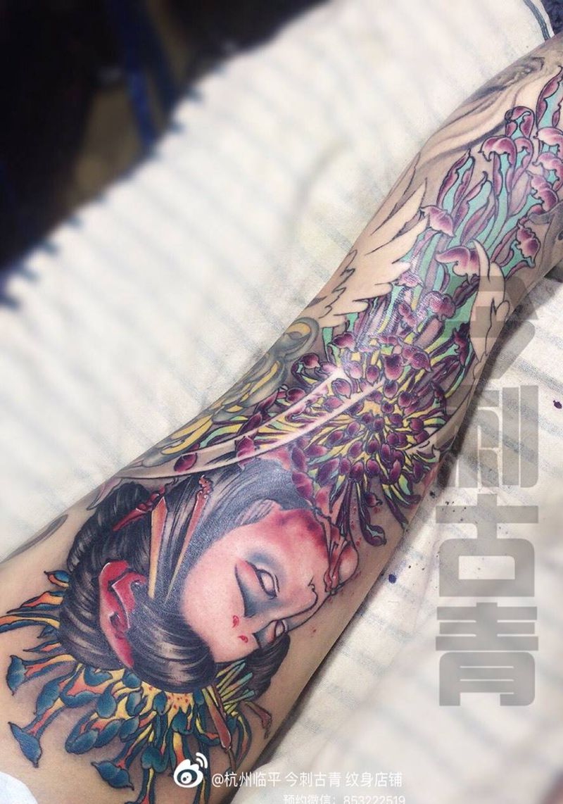 生首纹身图片_原创传统腿部纹身图案