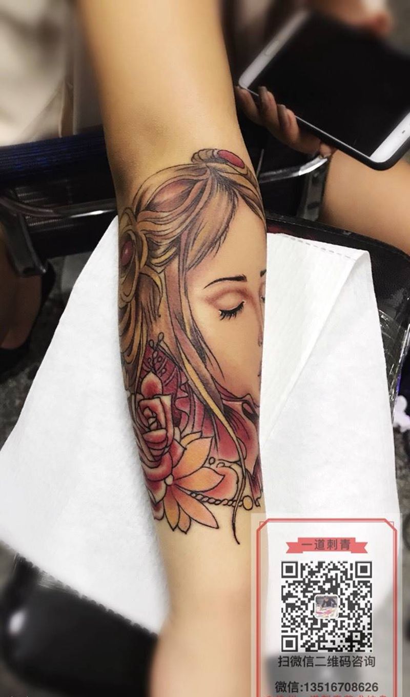 又一个同款纹身图片_欧美肖像成品手臂人物纹身图案