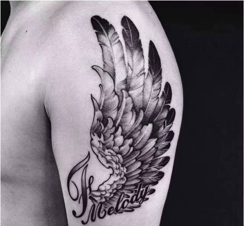 翅膀纹身图片