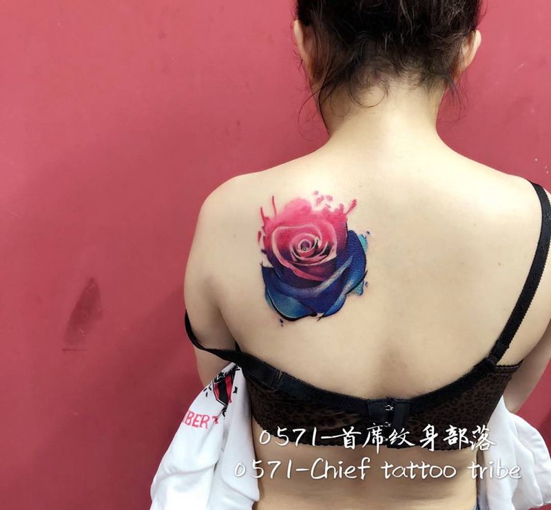 玫瑰遮盖前后纹身图片