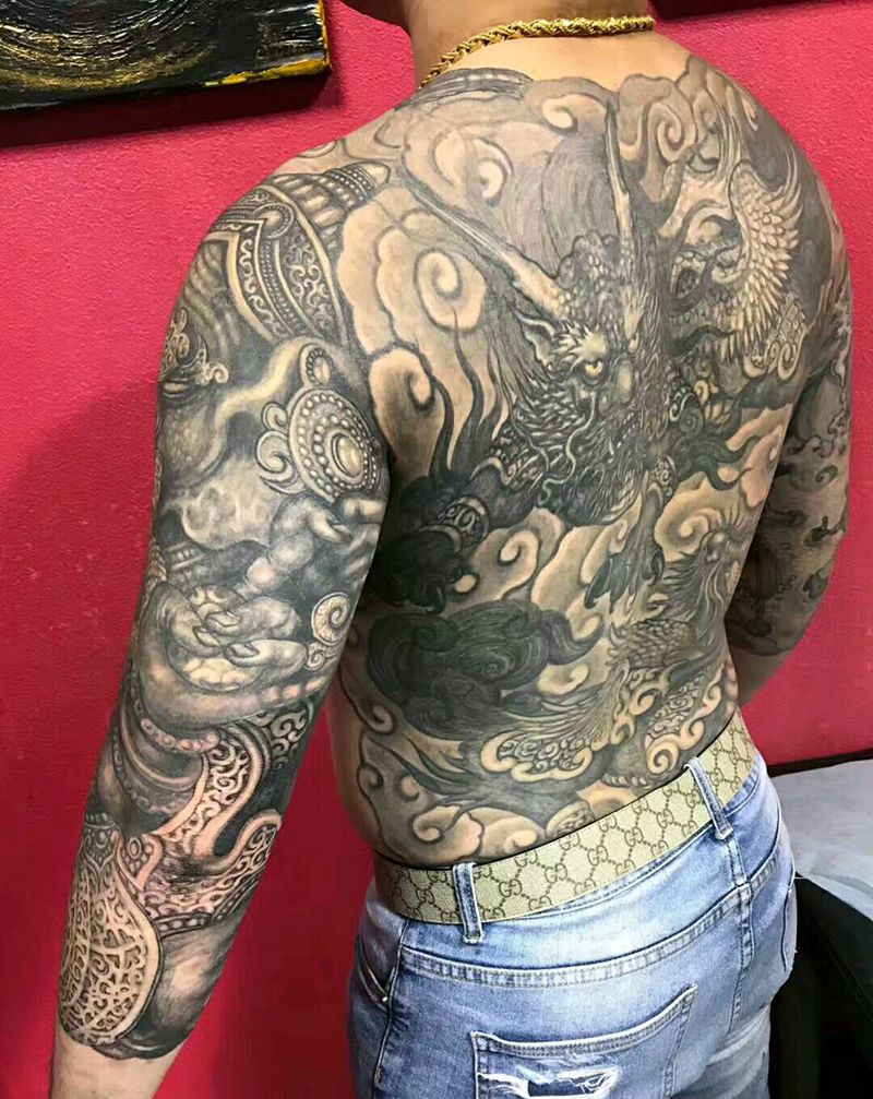 神兽纹身图片_手臂背部纹身图案