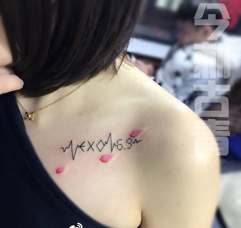 锁骨小纹身纹身图片_肩部原创花臂女神纹身图案