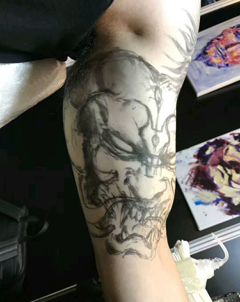 惊骇恶魔纹身图片_手臂惊骇原创纹身图案