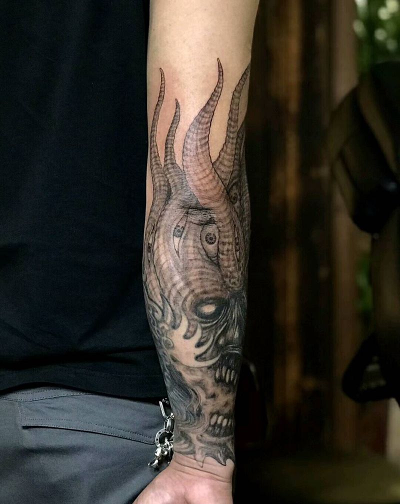 惊骇风纹身图片_手臂纹身图案