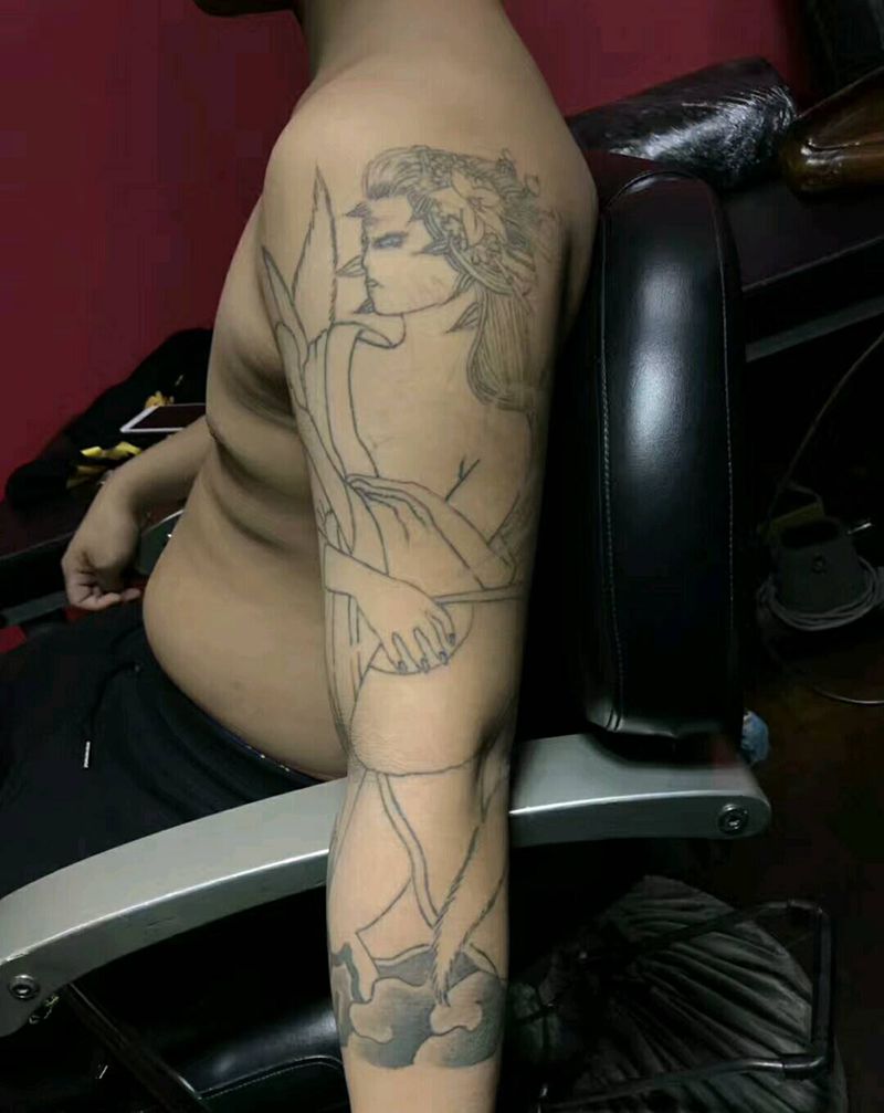 遮盖纹身图片_手臂原创暗黑恶魔纹身图案