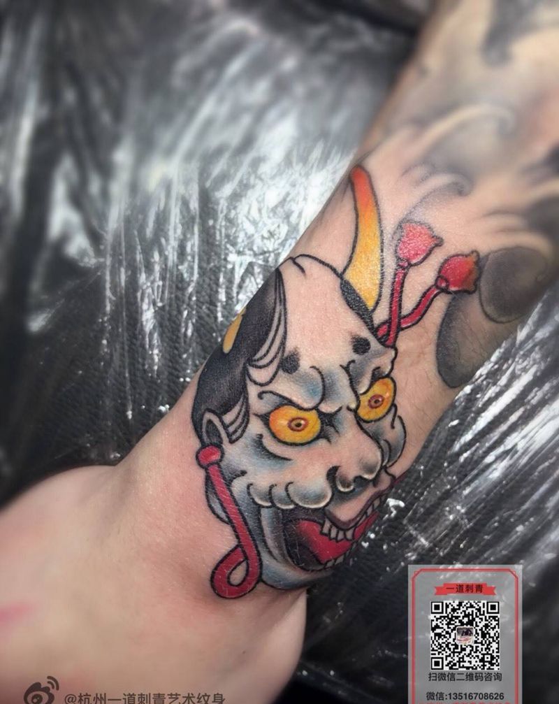 小般若纹身图片_鬼神传统手部纹身图案