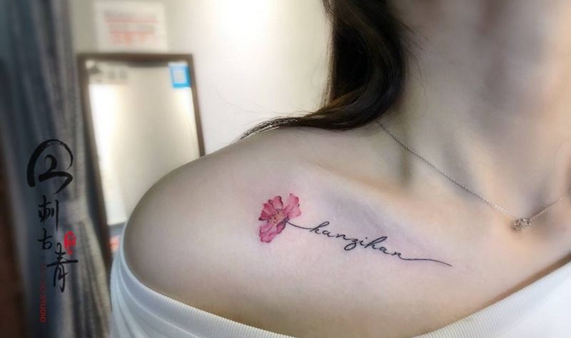 花纹身图片_清新颈部植物花臂女神纹身图案