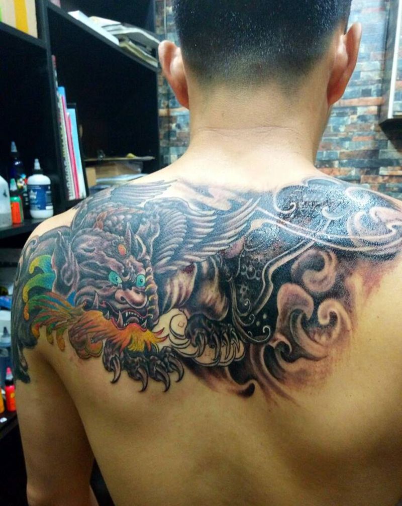 后背貔貅纹身图片_背部传统动物成品纹身图案