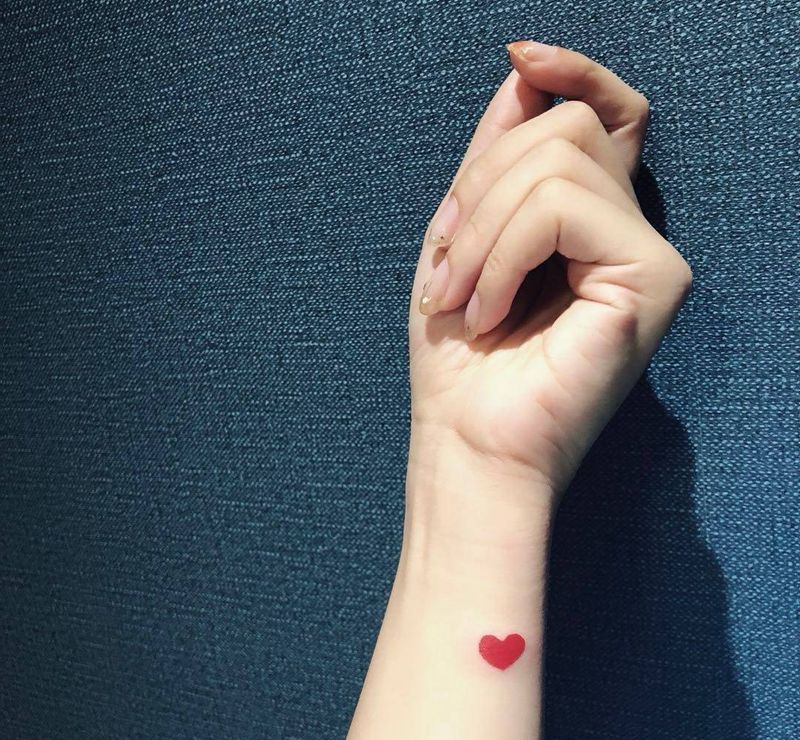 爱心纹身图片_手臂纹身图案