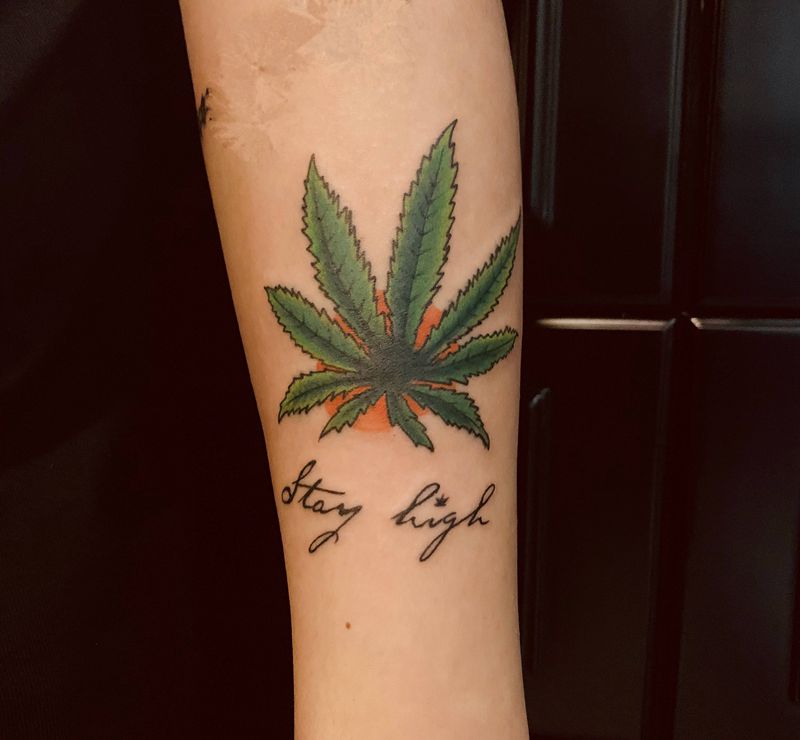 麻叶纹身图片_手臂New SchoolOld School纹身图案