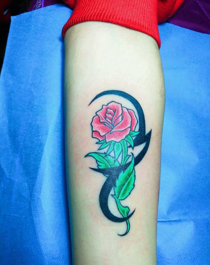 无名纹身图片_手臂清新植物纹身图案