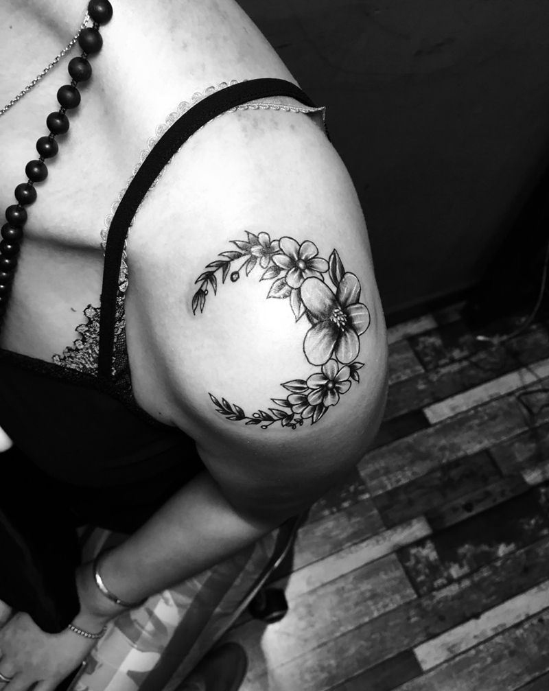 月亮花遮盖疤痕作品纹身图片