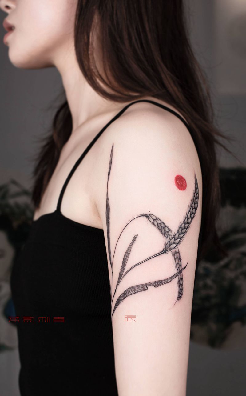 麦橞纹身图片_手臂水墨纹身图案