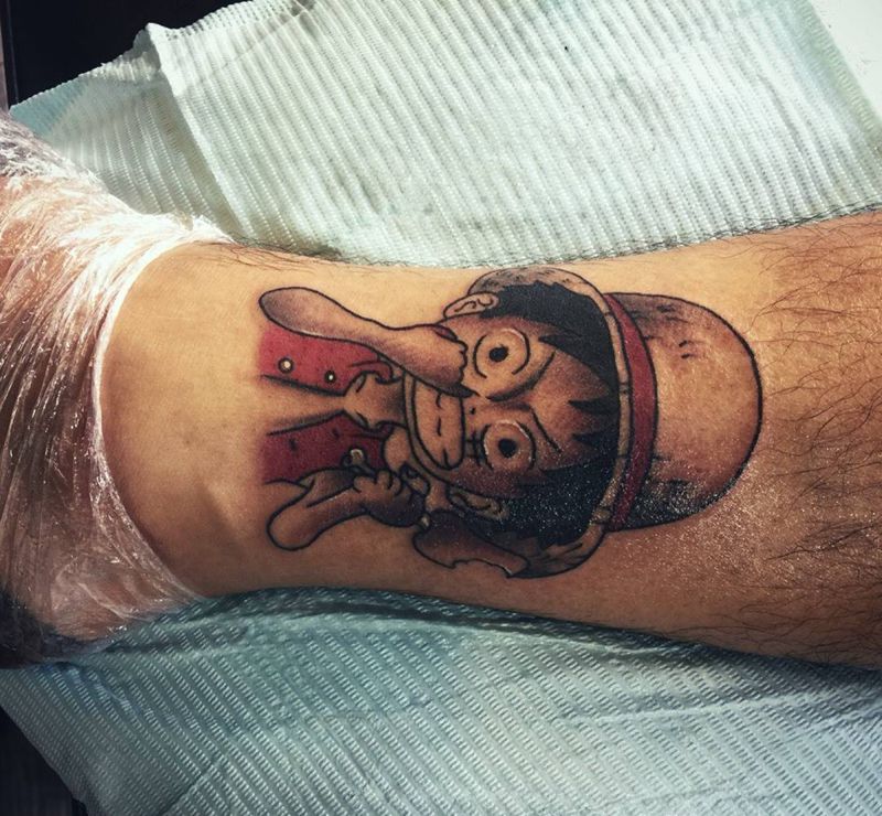 海贼王，蒙奇.D.路飞纹身图片