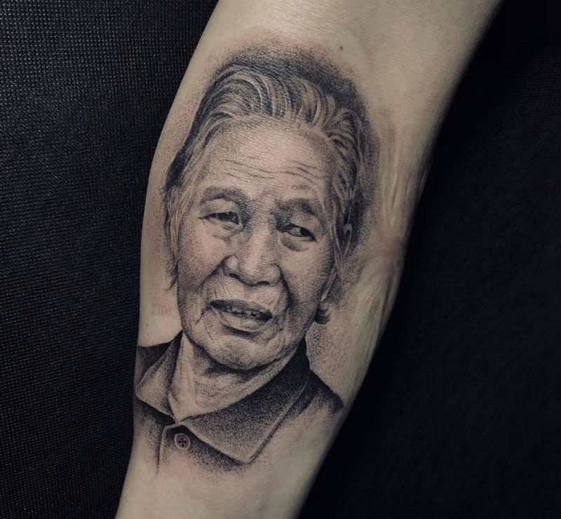 肖像纹身图片_手臂手部纹身图案