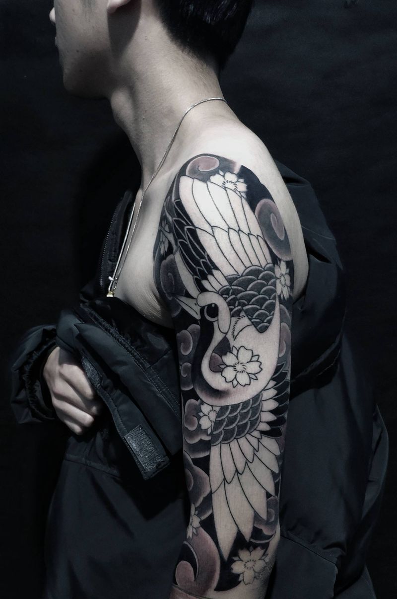 仙鹤纹身图片_手臂老传统仙鹤纹身图案