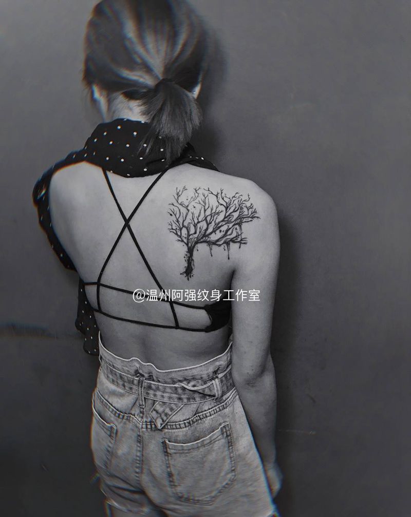 生命树纹身图片