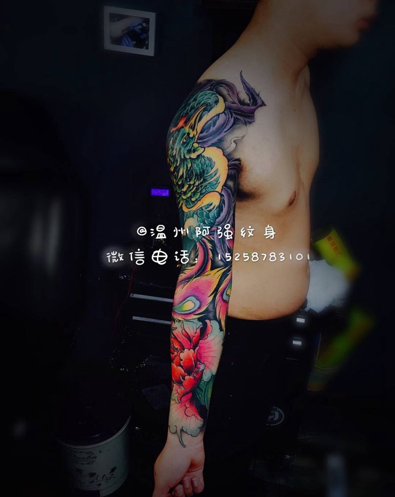 花臂纹身图片_成品手臂传统动物花臂纹身图案