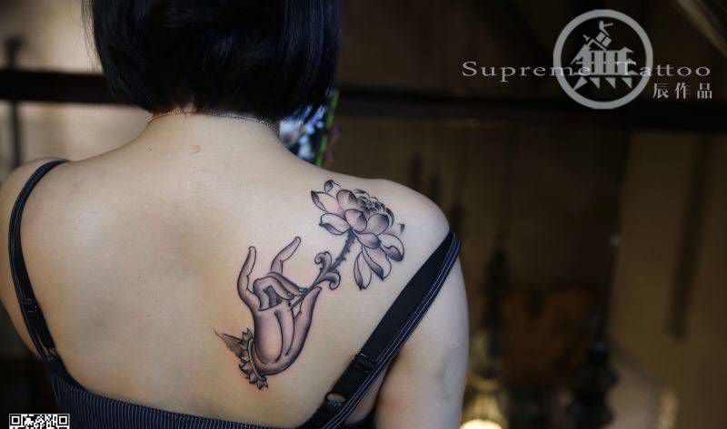 佛手纹身图片