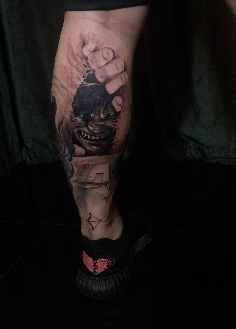 、纹身图片_成品腿部写实人物欧美纹身图案