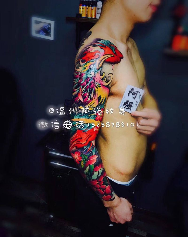 凤凰花臂纹身图片