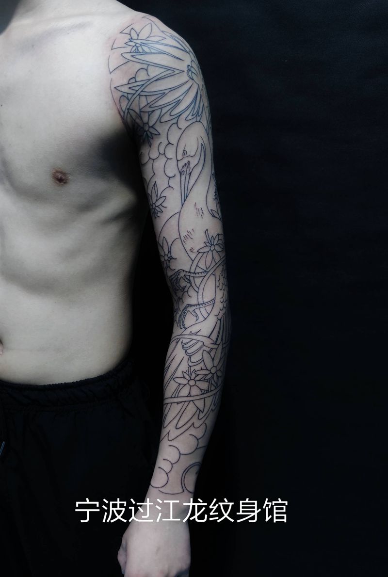 仙鹤纹身图片_手臂手部新传统仙鹤纹身图案